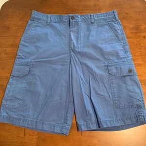 Men's Izod Cargo Shorts Size 34 Blue